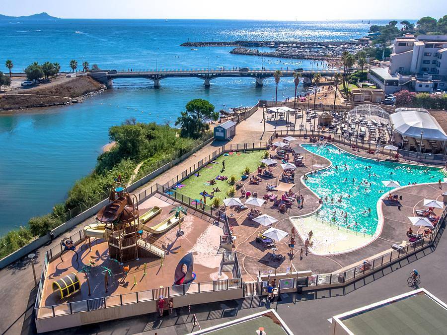 Camping De Saint Aygulf Plage - Mobile home 5 persons in Saint-Aygulf, Frejus
