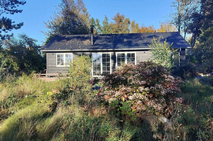 Ferienhaus für 6 Personen, mit Terrasse und Garten in Orø