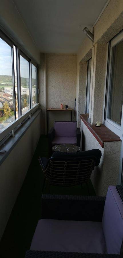 Appartement de vacances entier, Chambre privé avec loggia chez l'habitant in Champigneulles, Région de Nancy