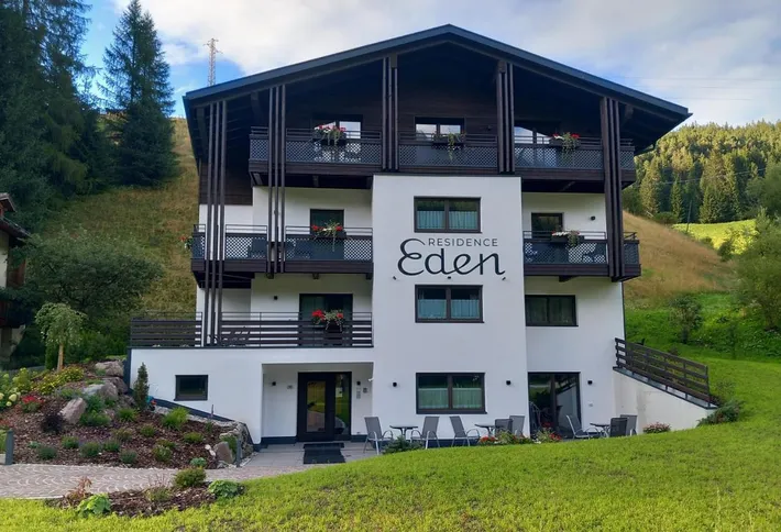 Apartmenthotel for 3 people, with garden - 1