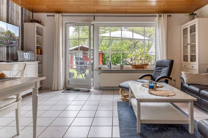 Ferienhaus für 6 Personen, mit Terrasse und Garten in Altfunnixsiel