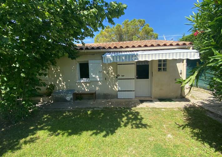 Gîte pour 4 personnes, avec jardin et terrasse dans Abbaye de Saint Michel de Frigolet