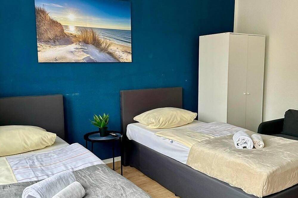 Kieler Straße 73 W2 - 3 Schlafzimmer mit 2 Bädern in Neumünster, Schleswig-Holstein Binnenland