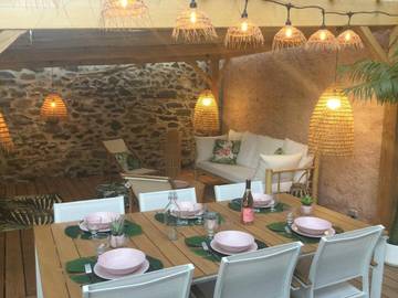 Gîte pour 6 personnes, avec jardin et jacuzzi à Octon