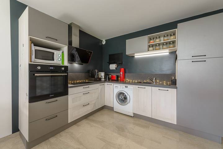 Gîte pour 5 personnes, avec terrasse ainsi que jardin et vue sur le lac à Duingt - 4