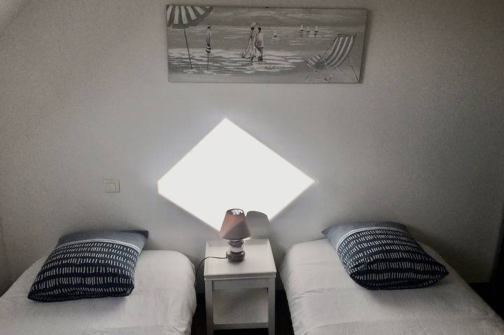 Location de vacances pour 4 personnes, avec terrasse et jardin à Riantec - 4