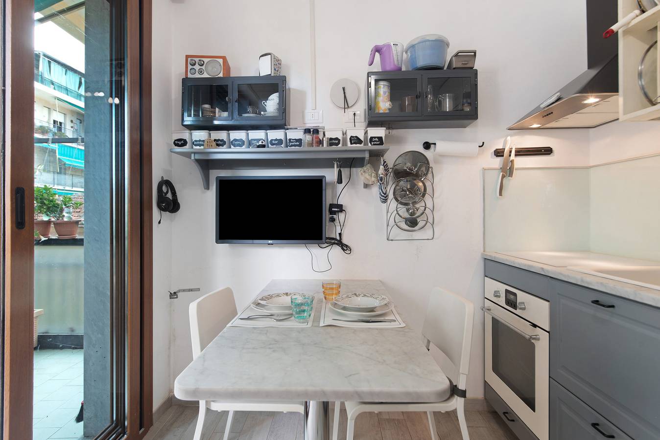 Hel leilighet, Apartment 'Terrazzo Del Gelsomino' with Private Terrace in Rapallo (By), Rapallo