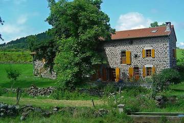 Gîte pour 8 personnes, avec jardin à Solignac-sur-Loire
