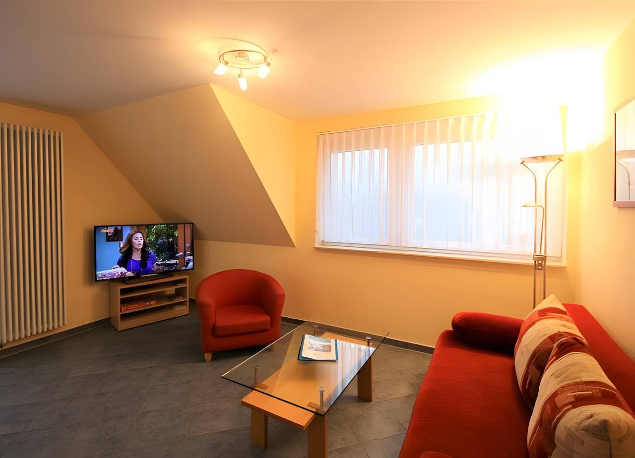 Ganze Wohnung, Apartment 'S 42 Og' mit privater Terrasse, Garten und Wlan in Röbel, Müritz