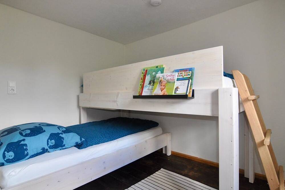 Ferienhaus Baustert - 6-Bett-Ferienhaus Dusche u.Bad, Wc, 3 Schlafräume in Baustert, Eifelkreis Bitburg-Prüm
