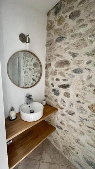 Three-Bedroom House in Bize-Minervois, Côte méditerranéenne (France)