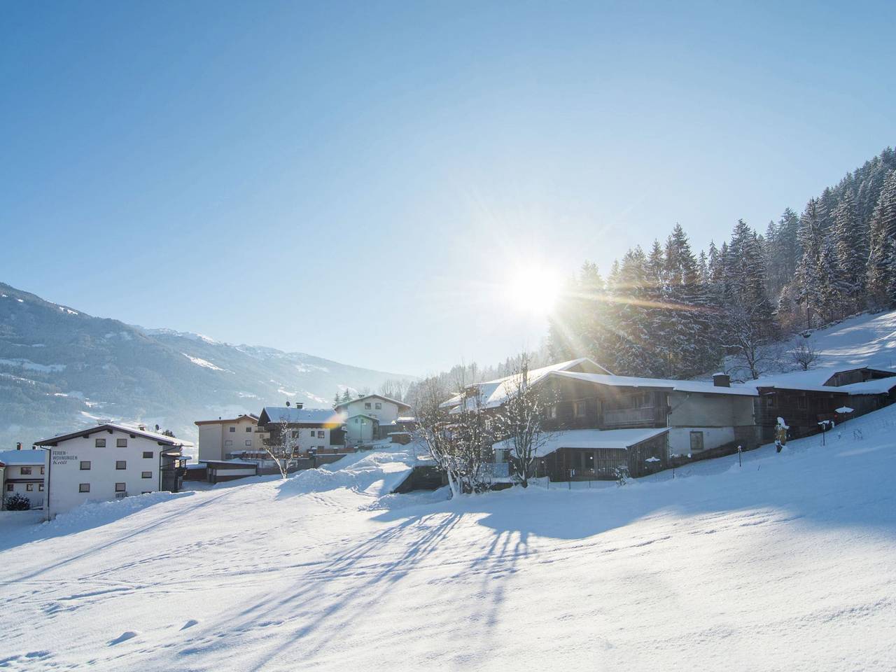 Entire apartment, Apartment in Kaltenbach near Ski Lift in Kaltenbach, Ski-Optimal Hochzillertal