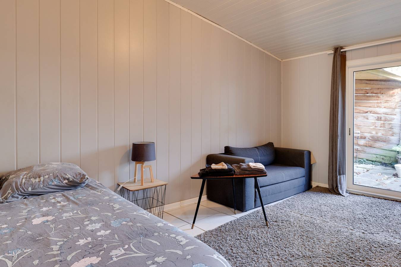 Ganze Wohnung, Apartment 'Studio Bastide' mit privater Terrasse, Wlan und Klimaanlage in Bordeaux, Bordeaux und Umgebung