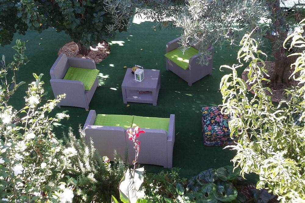 Hübsche Villa Für 8 Personen Mit Picine Und Privatem Garten 3Km Strände in Moncarapacho, Parque Natural da Ria Formosa