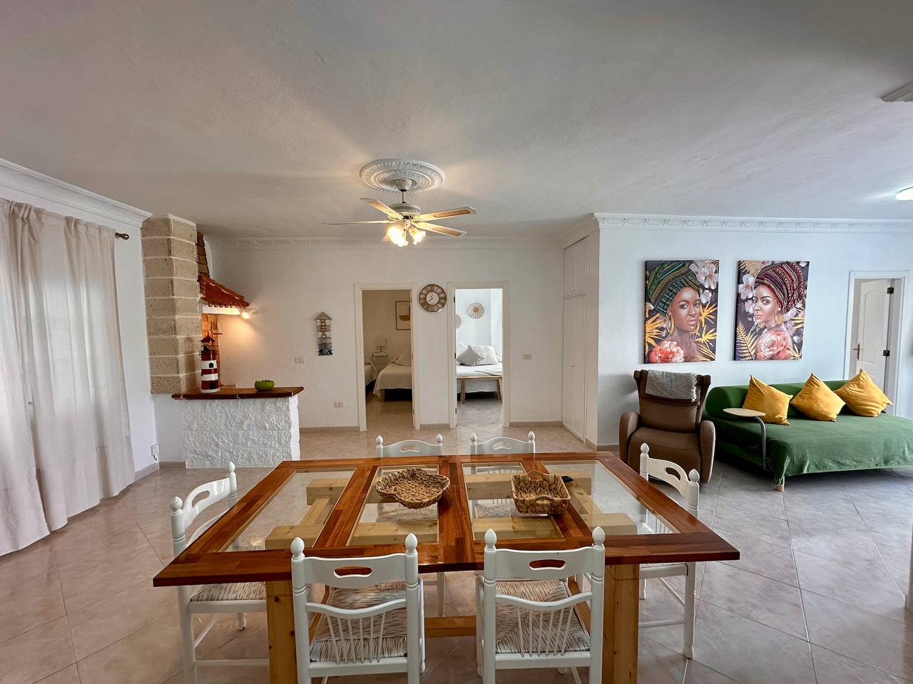 Maison de vacances "Casa Alba" avec vue sur la montagne, Wi-Fi, balcon et terrasse in Las Maretas, Arico