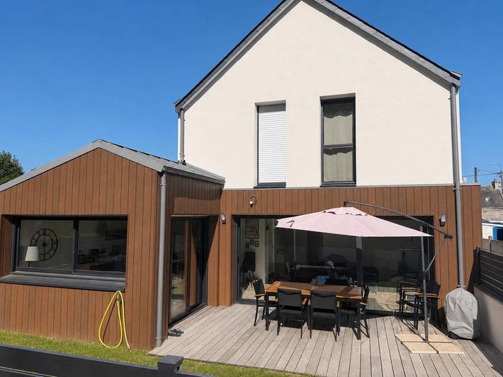 Gîte pour 8 personnes, avec terrasse et jardin