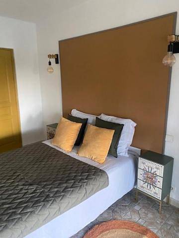 Hôtel pour 2 personnes, avec piscine et terrasse ainsi que jardin et vue, animaux acceptés à Cauro - 3
