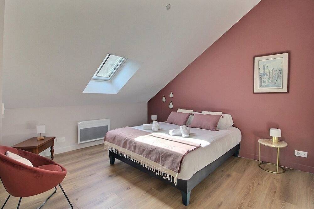 Entire apartment, La Suite Marcel Bascoulard in Bourges, Bourges region
