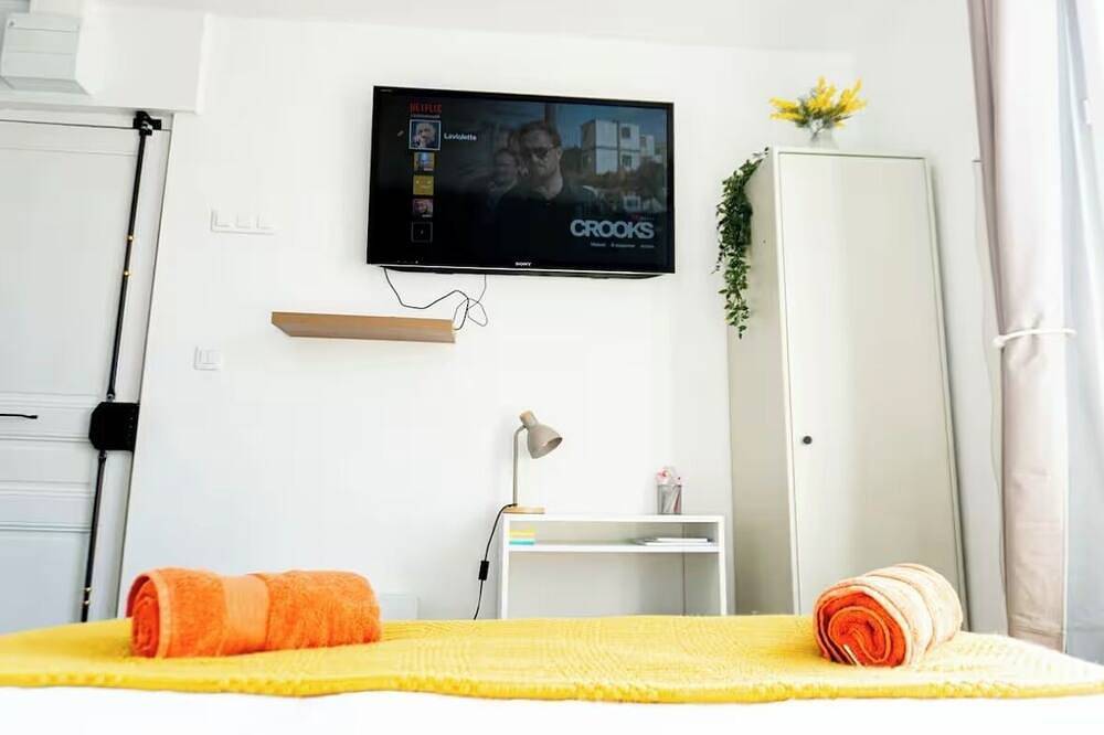 Apartamento entero, Comfortable studio near Paris-Orly airport in Villeneuve-le-Roi, Valle del Marne