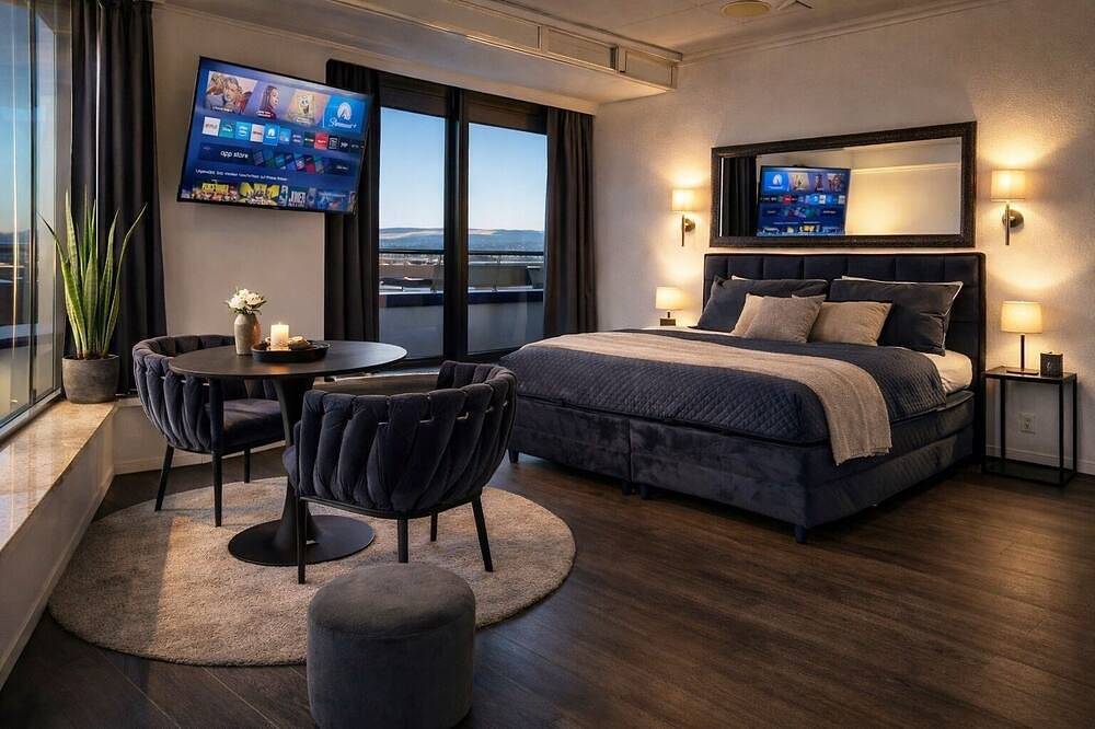 Ganze Wohnung, Deluxe Penthouse Suite in Pforzheim, Nordschwarzwald