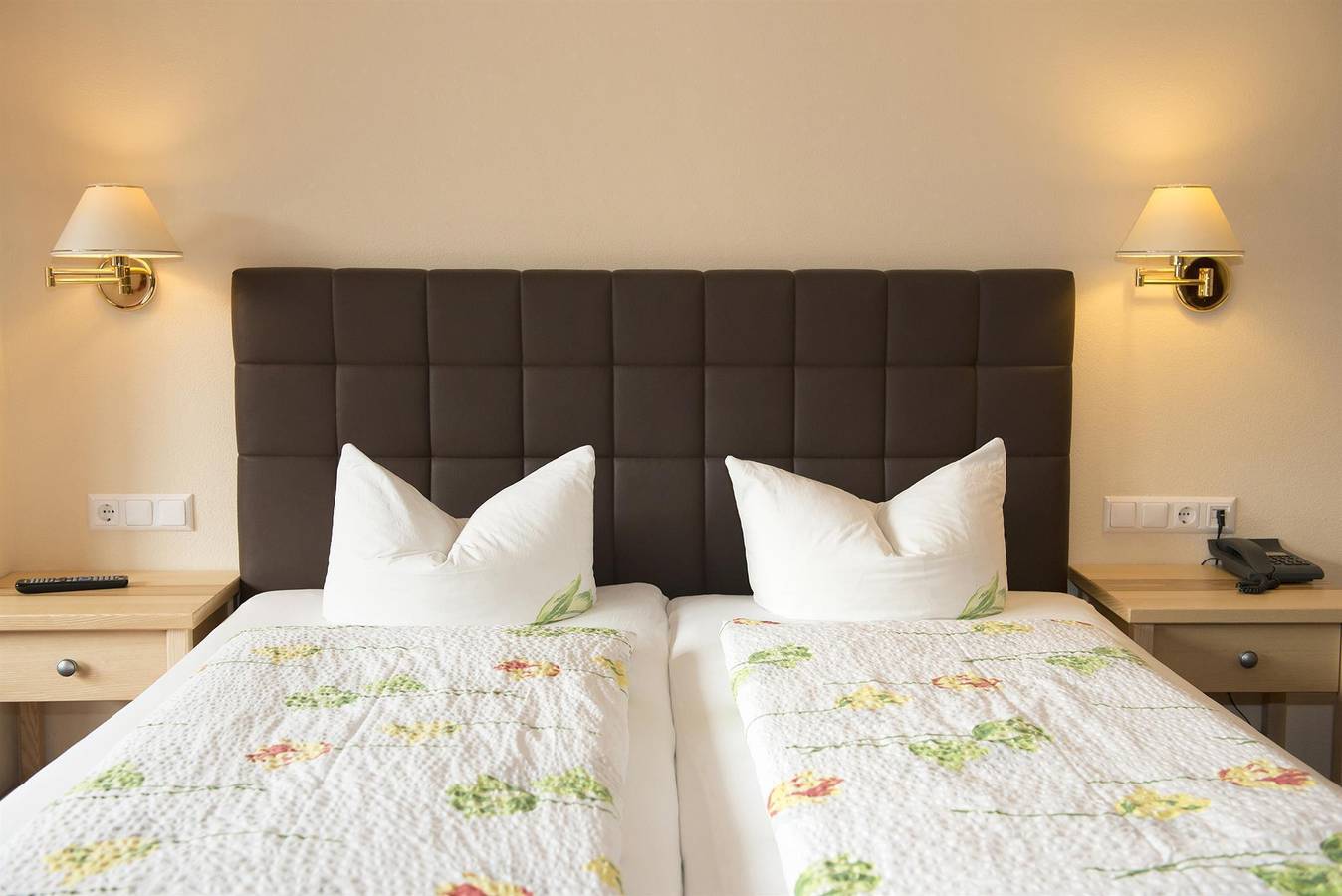 Tweepersoonskamer, bad, Wc, 1 slaapkamer in Niederau, Wildschönau