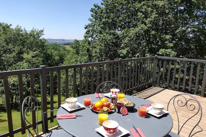 Gîte pour 4 personnes, avec jardin et piscine - 1