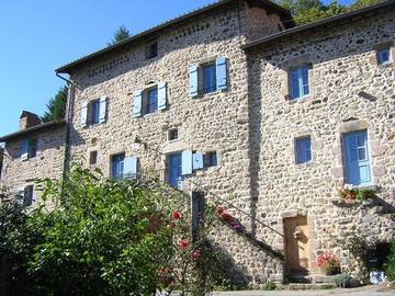 Cottage pour 2 personnes, avec terrasse ainsi que vue et jardin à Thueyts