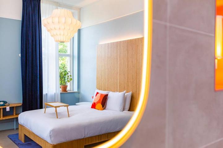 Hotel für 2 Personen, mit Terrasse und Garten sowie Ausblick in Leeuwarden