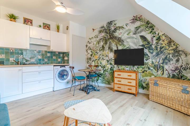 Entire studio, Charming Renovated Studio in the Heart of Sarlat-la-Canéda in Sarlat-la-Canéda, Périgord Noir
