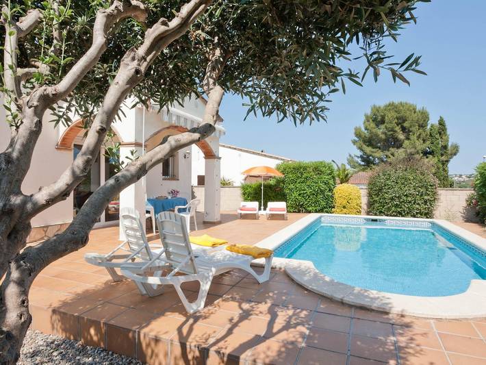 Ferienhaus für 4 Personen, mit Garten und Pool sowie Terrasse, mit Haustier in Katalonien - 2