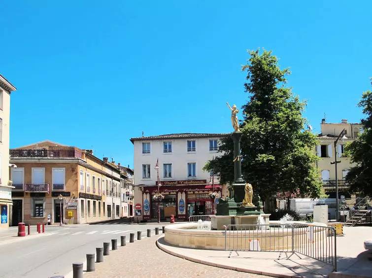 Maison 8 Personnes in Vidauban, Region de Draguignan