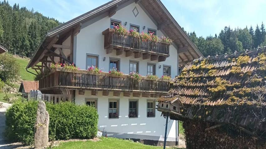 Ferienwohnung für 6 Personen, mit Terrasse und Garten - 1