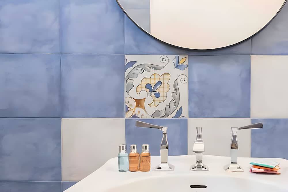 Design-Apartment mit Dachterrasse am Meer in Capilungo, Golf von Tarent