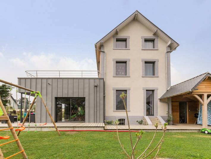 Gîte pour 12 personnes, avec jardin
