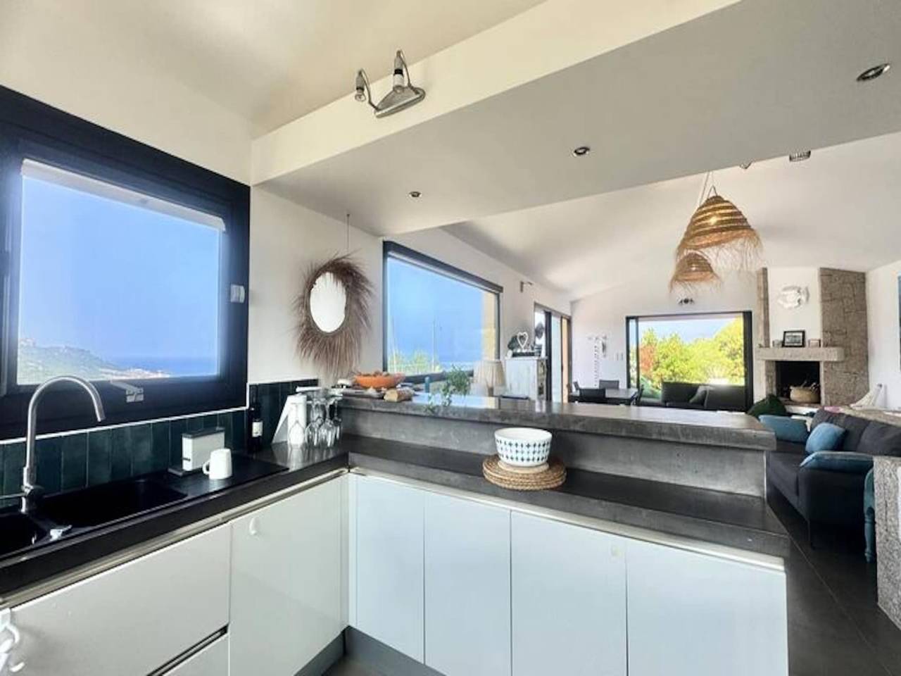 Appartement entier, Villa à Tizzano avec Vue sur Mer in Tizzano, Sartène