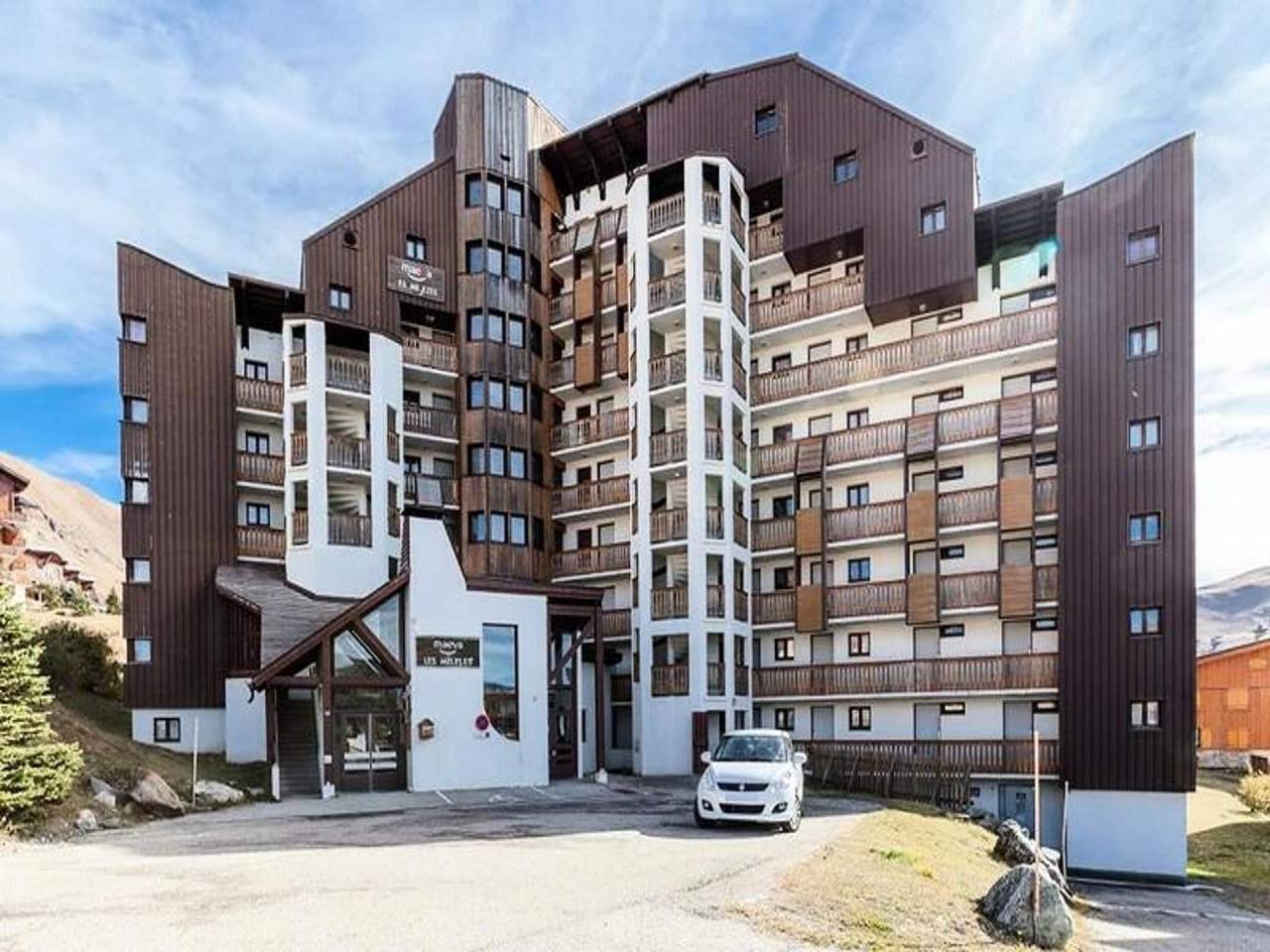 Appartement entier, Chalet à Huez avec Vue sur les Montagnes in Huez, Parc national des Écrins