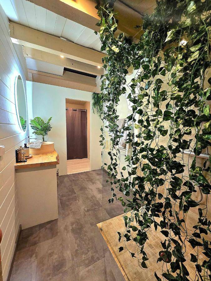 Chalet exotique "Bali" avec sauna in Massongy, Région de Thonon-les-Bains