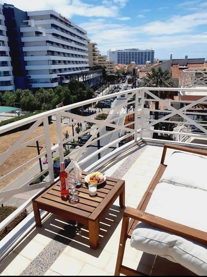 Maison d’hôte pour 2 personnes, avec Balcon ainsi que Jardin et Piscine à Quarteira