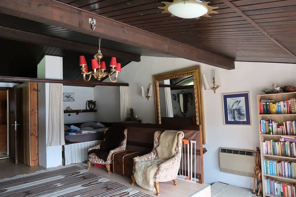 Ein Seehaus mit eigenem Badestrand direkt am See in Spittal an der Drau, Bezirk Spittal an der Drau