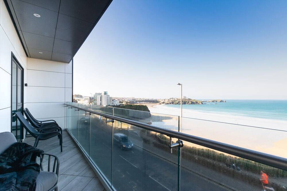Entire apartment, Mordardha - Three Bedroom Apartment, Sleeps 6 in Newquay, Cornwall