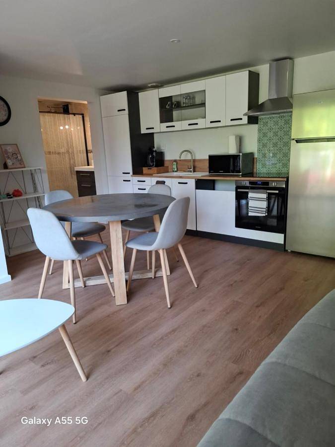 Gîte pour 4 personnes, avec vue et terrasse à Montsoué - 2