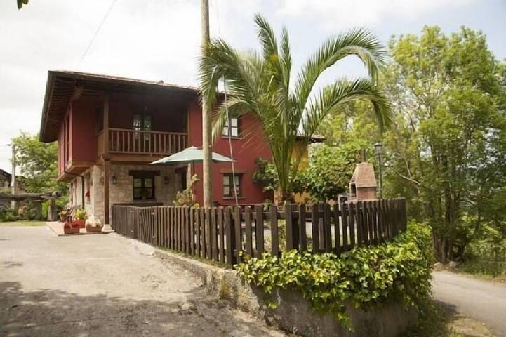 Gîte pour 4 personnes, avec Balcon et Jardin