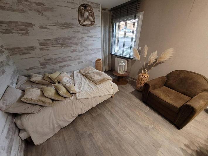 Location de vacances pour 2 personnes, avec jardin à La Bazoge