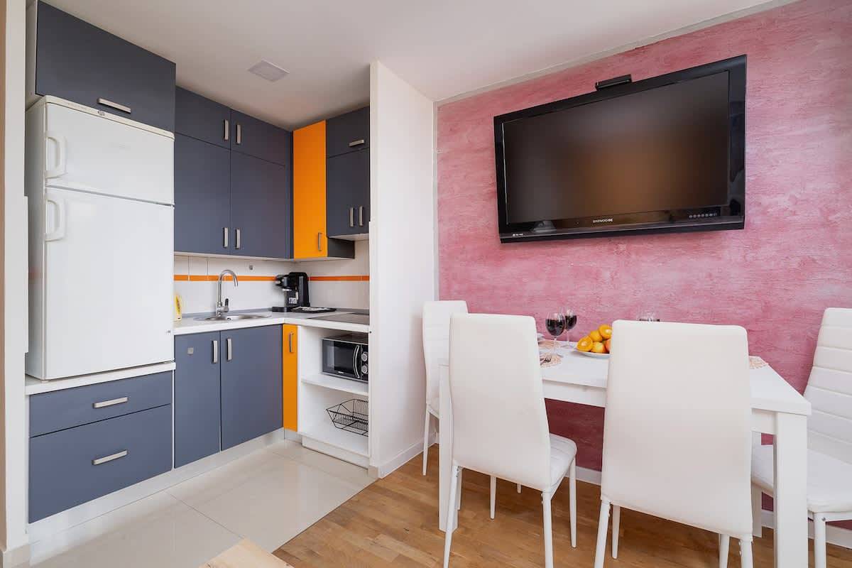 Entire apartment, Apartment in the Center | 2 Balconies with Mountain View in Zakopane, Carpathians (Poland)