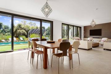 Villa pour 10 Personnes dans Trans-en-Provence, Région de Draguignan, Photo 3