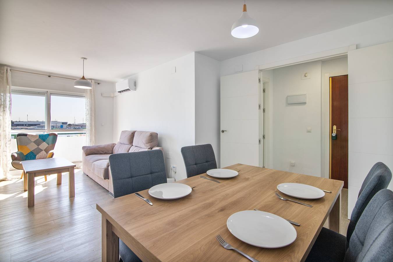 Entire apartment, Plaza Tallista Apartment with 3 Bedrooms in Huelva, Costa de la Luz