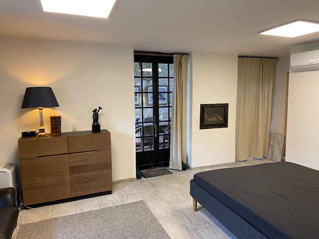 Gîte pour 4 personnes, avec piscine ainsi que vue et jardin à Verteillac - 4