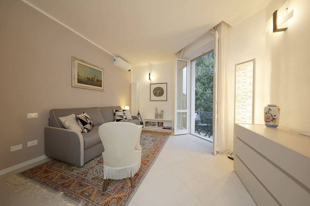 Entire apartment, Siena Up Town: Sabrina's Charming Apartment in Siena, Siena region2