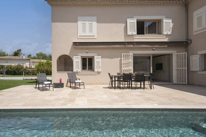 Location de vacances pour 8 personnes, avec jardin et terrasse à La Colle-sur-Loup - 4