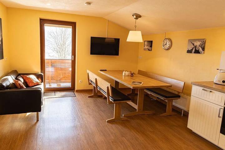 Chambre d’hôte pour 5 personnes, avec jardin et balcon - 1